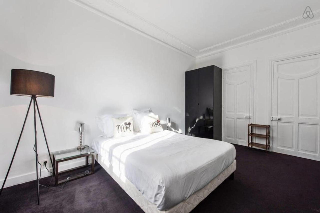 Nice 2Bed Flat With View On Champ De Mars! Appartement Paris